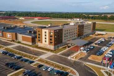 فندق Oak Grove Racing Gaming