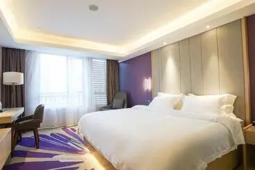 Lavande Hotel Jingmen Planet World City