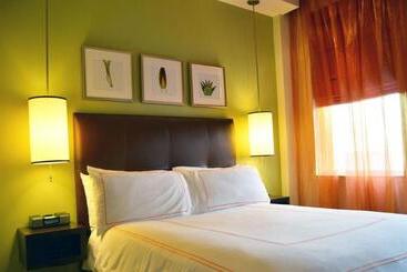 Glenn Hotel, Autograph Collection