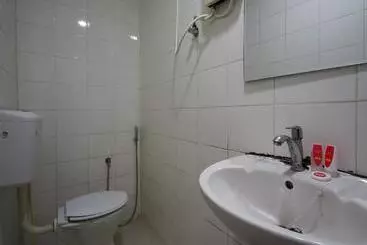 Lahore Hotel By Oyo Rooms
