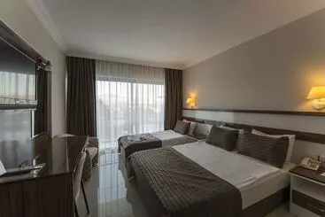 ホテル Le Monde Beach Resort & Spa