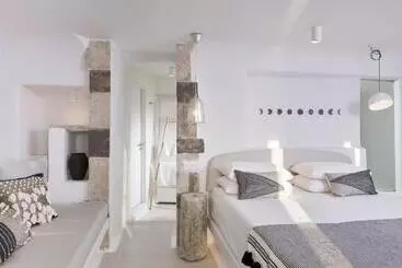 Cosmopolitan Suites - Small Luxury Hotels Of The World