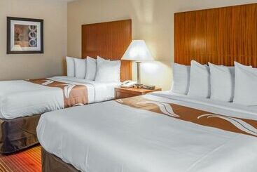 هتل Quality Inn & Suites Albuquerque West