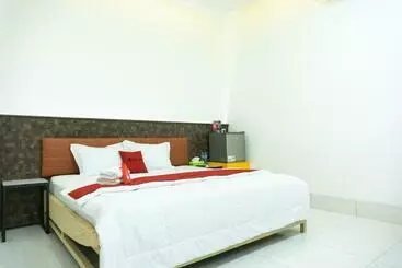 Majatalo Reddoorz Plus @ Ende City Center