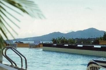 בית מלון כפרי Gran Puri Manado