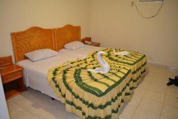 فندق Los Laureles