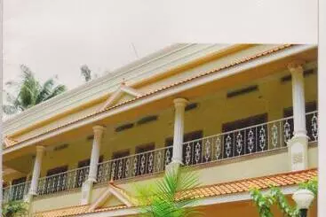 هتل Karthika Plaza Resort Pvt Ltd