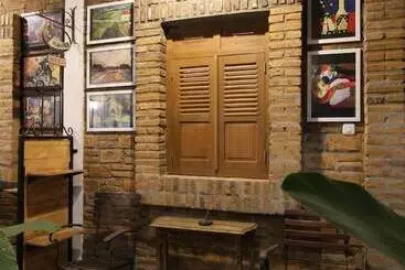 هتل Ndalem Bebekan Guesthouse