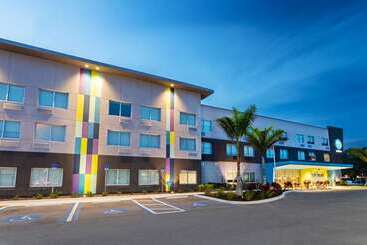 Hotel Tru By Hilton Bradenton I 75, Fl
