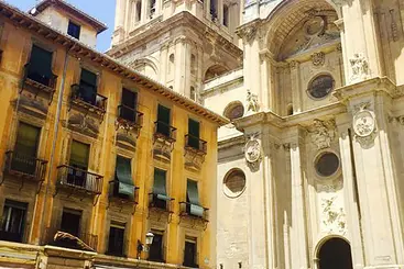 Apartamentos Catedral Plaza 3000