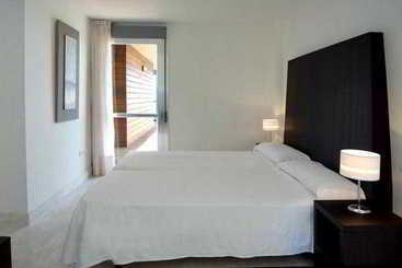 Apartamentos Punta Paloma Golf