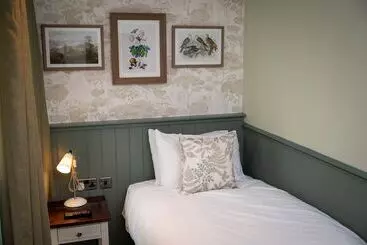 Ardencaple Hotel By Greene King Inns