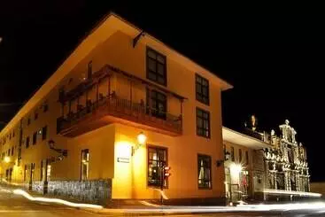 בית מלון כפרי Costa Del Sol Wyndham Cajamarca