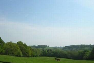 فندق Little Tidebrook Farm