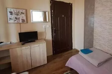 پانسیون Guest House The House
