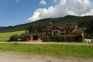 پانسیون Penzion Montana