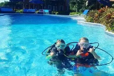 Отель Corona Del Mar