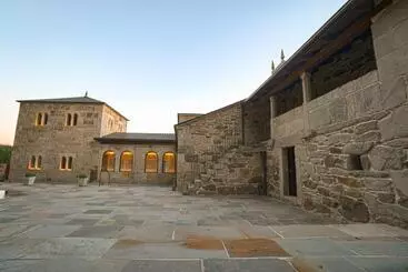 Hotel As Torres Da Hermida