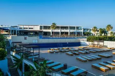 酒店 Theo Sunset Bay