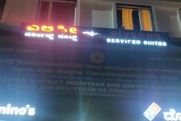 מלון דירות Elys Ees Serviced Suites