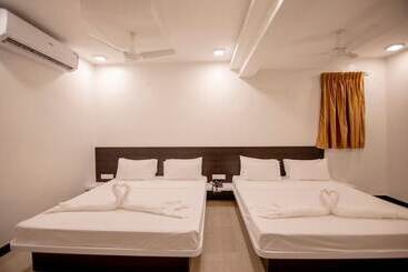 Hotel Gopuram Residency