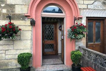 Nocleg ze śniadaniem Hamilton House