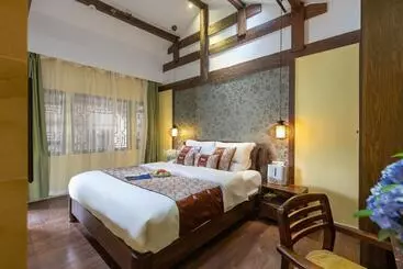 Pensão Lijiang Gui Yuan Tian Ju Guesthouse