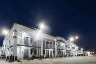 هتل Space City Inn