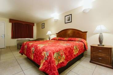 هتل Space City Inn