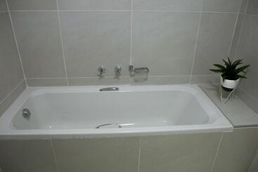 פנסיון The Living Collective Villa