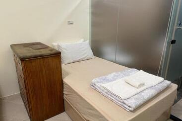 پانسیون Silence And Stillness