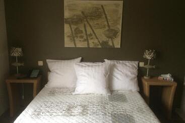 Отель B&b De Edelsteen