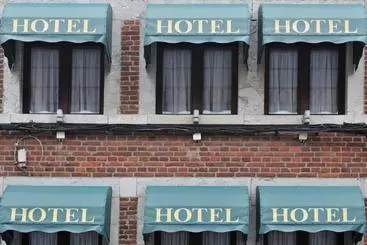 Hotelli Hôtel Du Perron