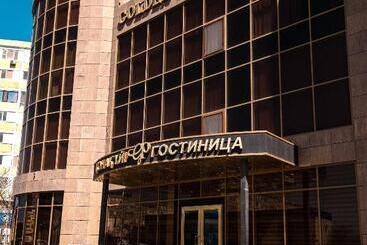 هتل Golden Palace