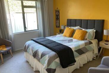 پانسیون Kingsley Quarters