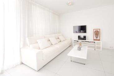 ペンション Boas Best Holiday