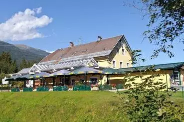 Retkeilymaja Gasthof Waldhof