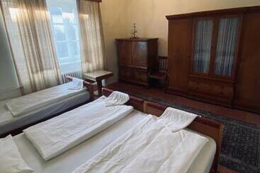 Ea Hotel Hrubá Skála