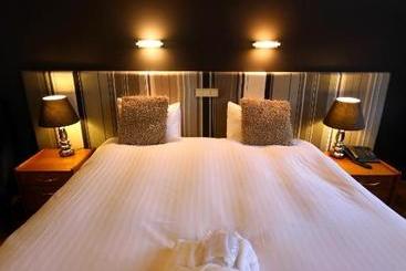 فندق Château De Harzé