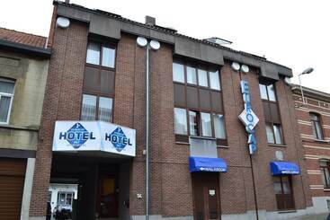 Sky Apart Hotel   Hotel Eurocap