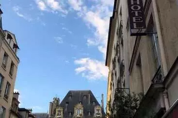 Boutique Hotel De La Place Des Vosges