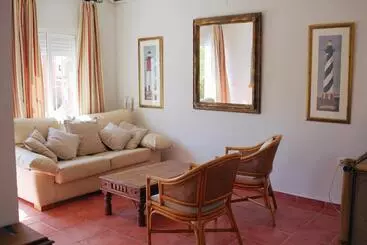 ホテル Madreselva Grupo Califa