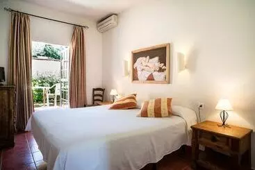 Hotel Madreselva Grupo Califa