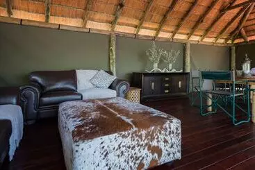 Hotel Nkwe Safari Lodge