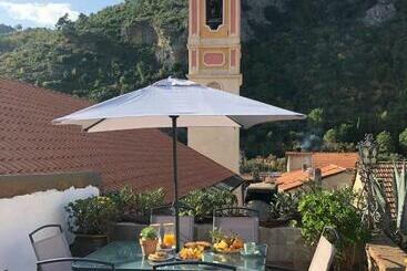 بنسيون L Antica Dimora