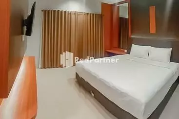 Hotel Selaras Prima Guest House Redpartner