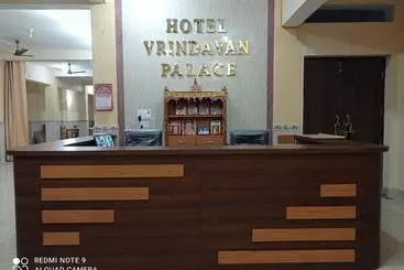 Hotel Vrindavan Palace
