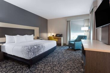 호텔 La Quinta Inn & Suites By Wyndham Shorewood