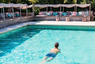 호텔 Hôtel Font Mourier