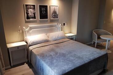 هتل Up America Plaza